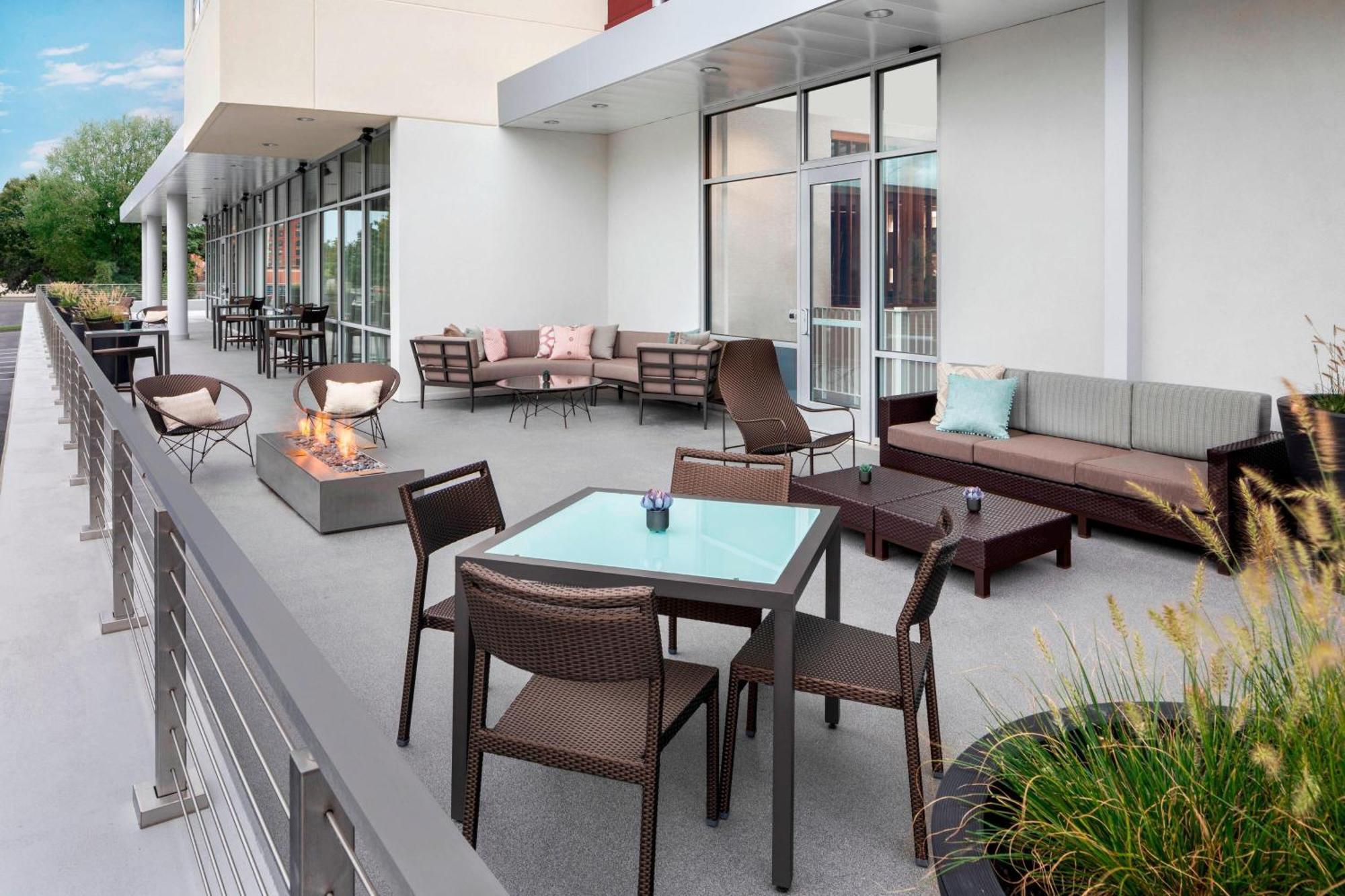 Hotel Courtyard By Marriott Albany Troy/Waterfront Zewnętrze zdjęcie