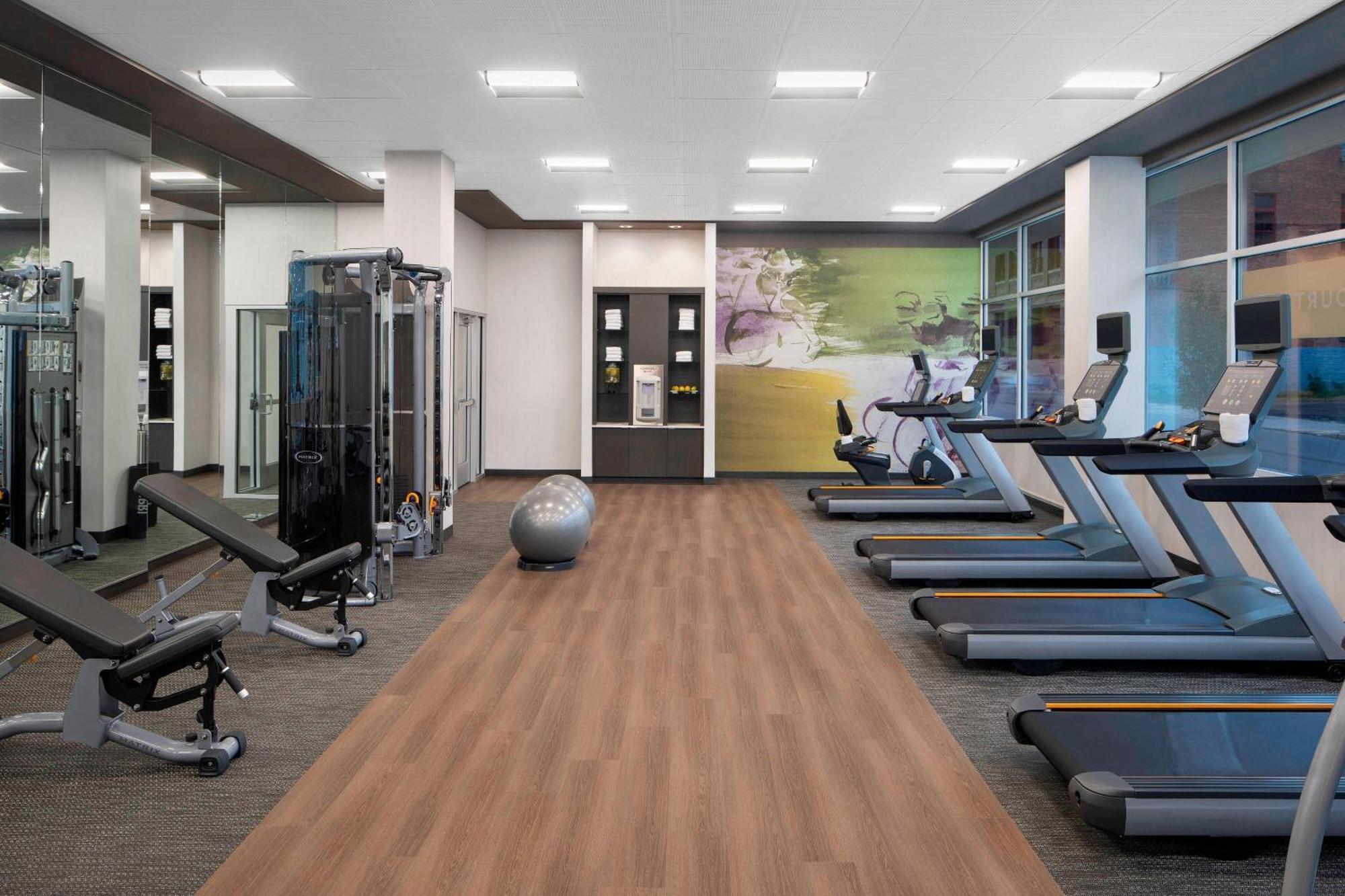 Hotel Courtyard By Marriott Albany Troy/Waterfront Zewnętrze zdjęcie